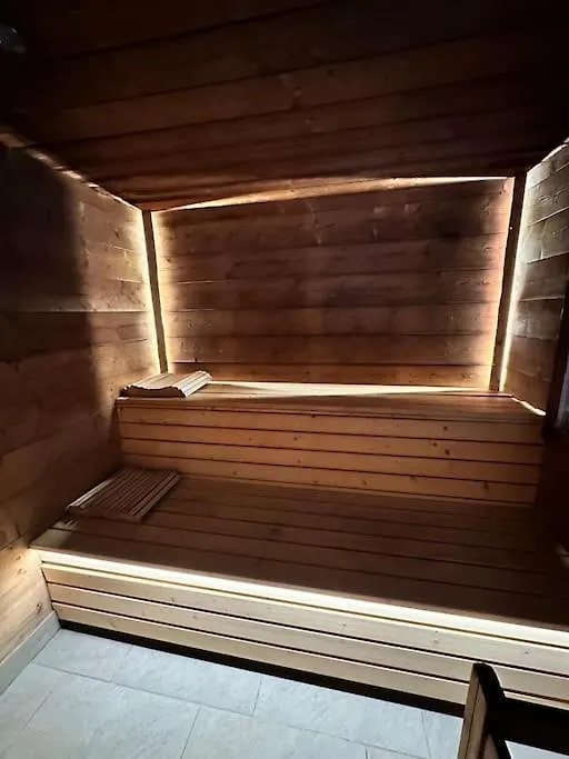 Spacieux Chalet 19Pers, Piscine, Jacuzzi, Sauna & Salle De Jeux La Plagne