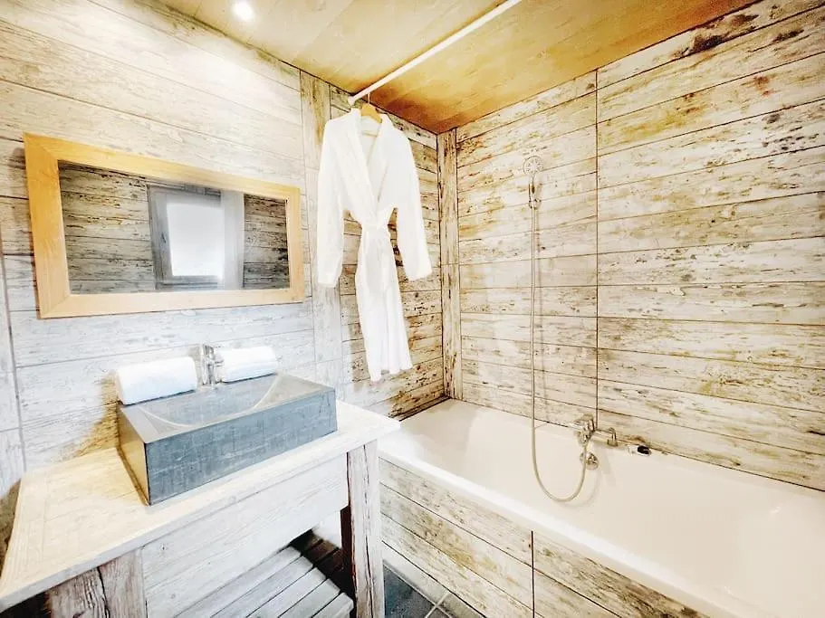 Spacieux Chalet 19Pers, Piscine, Jacuzzi, Sauna & Salle De Jeux La Plagne