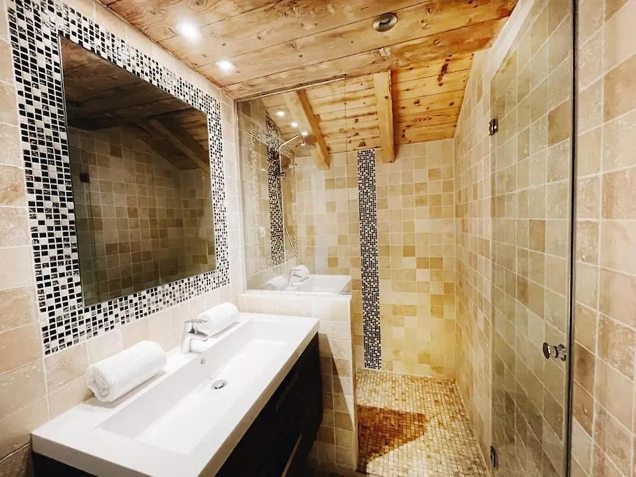 Spacieux Chalet 19Pers, Piscine, Jacuzzi, Sauna & Salle De Jeux La Plagne France
