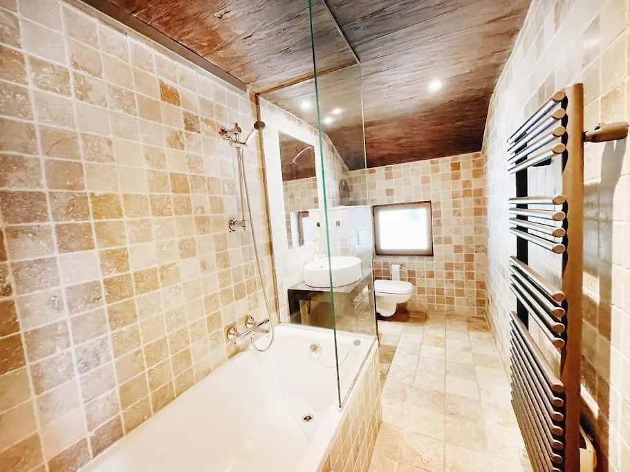 Spacieux Chalet 19Pers, Piscine, Jacuzzi, Sauna & Salle De Jeux La Plagne France